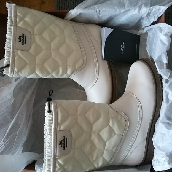 COACH Boots NWT 7.5, Chalk/ Sparrow - Picture 2 of 8